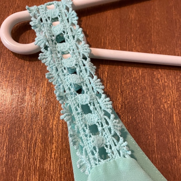 Sweet Journey teal flowy tank top. Size small. - Picture 6 of 7